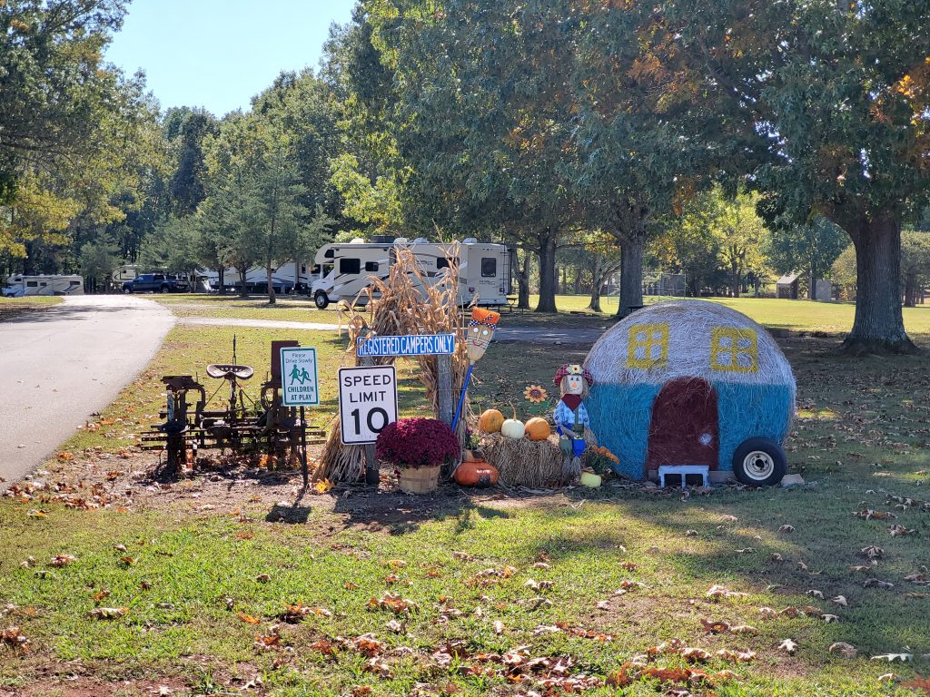 entrance to the Sharon Johnston Park campground